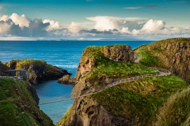 Carrick-a-rede ip köprüsü