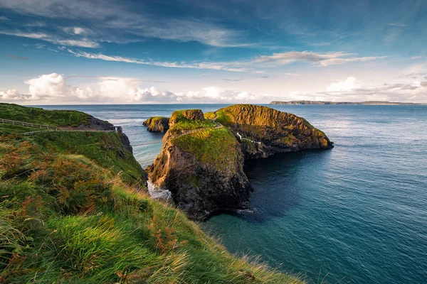 Carrick-a-rede ip köprüsü