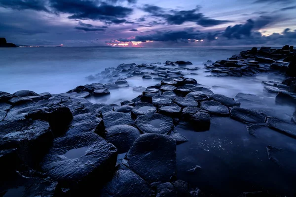 Causeway, Kuzey İrlanda dev.