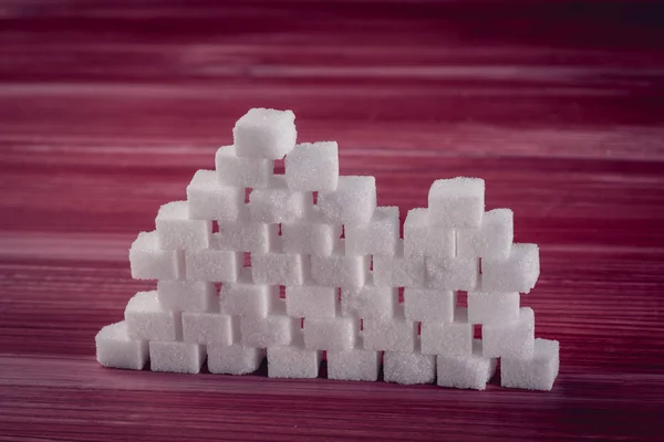 Cubes de sucre sur la table — Photo