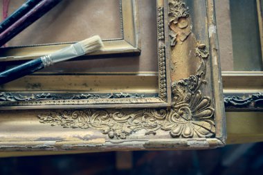 Eski resim çerçeveleri