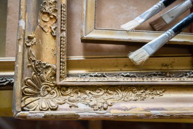 Eski resim çerçeveleri