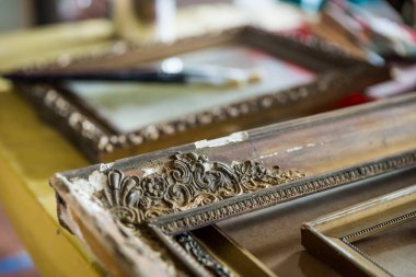 Eski resim çerçeveleri