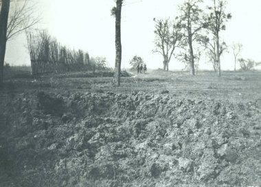 Uzak sürme bush kalkan ile kamufle üç binici