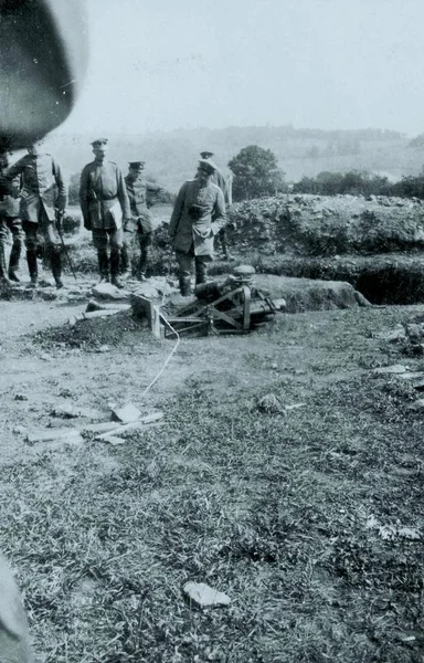 German Officers Inspecting Soldier Who Opening Well Water Pipe — Stock Photo, Image