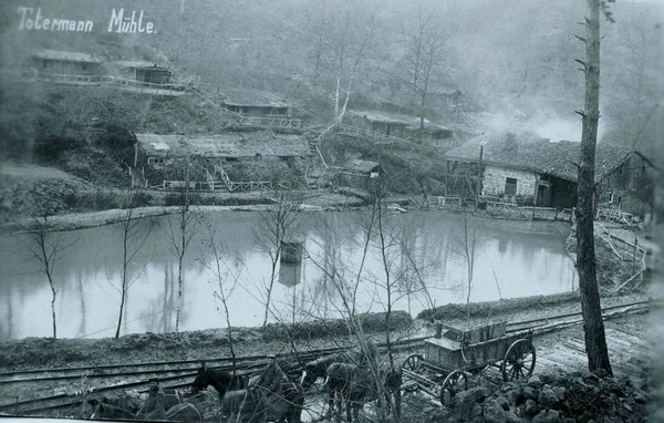 Eisenbahnwaggon Passiert Totmannmühle Verdun — Stockfoto