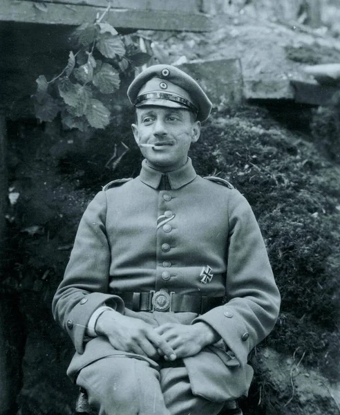 German Soldier Iron Cross Class Sitting Smoking Posing Camera — Stock Photo, Image