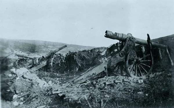 Vista Bateria Canônica Francesa Destruída — Fotografia de Stock