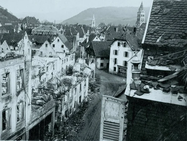 Pohled Poškozených Domů Městě Bombardování — Stock fotografie