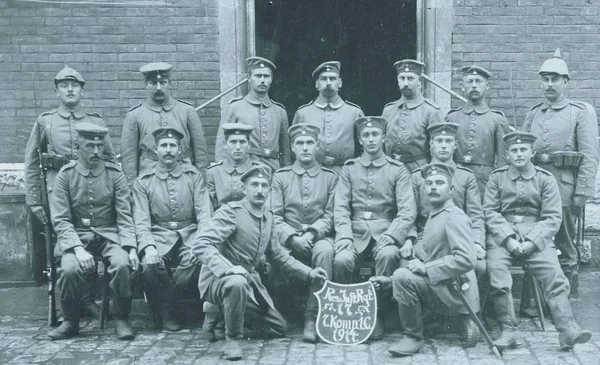 予備歩兵連隊第 のドイツの兵士のグループ — ストック写真