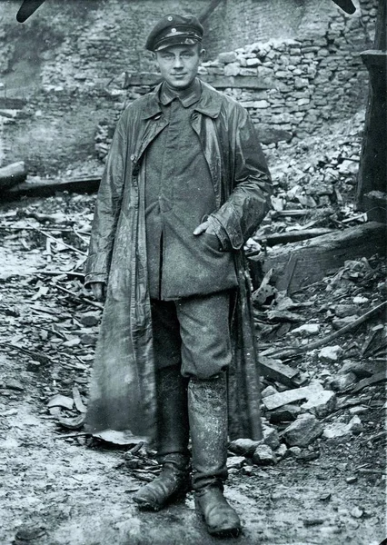 Young German Soldier Trench Coat Ruins — Stock Photo, Image