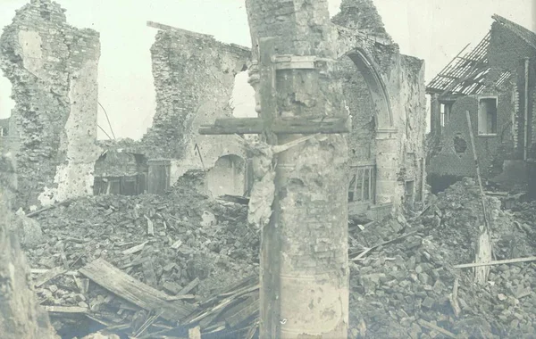 Pohled Pozůstatky Těžkých Vylupovaná Katedrály — Stock fotografie