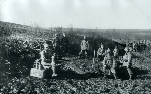 Німецький Artillerists Гармати Лімітів Викидів Полях — стокове фото
