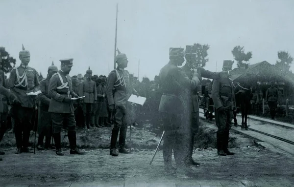 Guilherme Oficiais Austro Húngaros Inspecionando Tropas — Fotografia de Stock