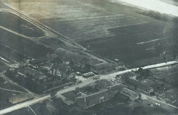 Vue Aérienne Unité Militaire Avec Camions Chevaux Grande Ferme — Photo