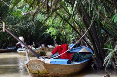 Bota dinlenme oarsman