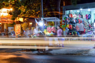 MUI Ne gece sokak hayatı