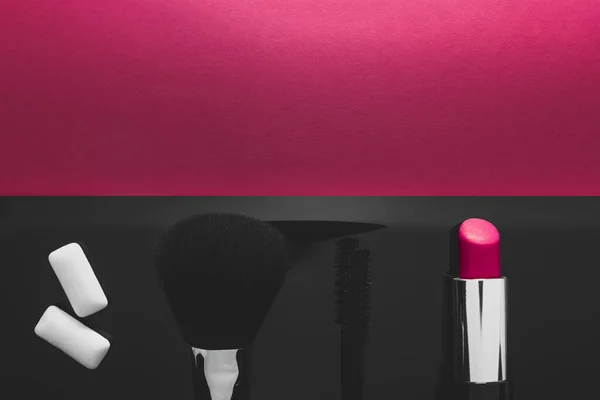 Abstrakte Zusammensetzung von Frauen-Make-up für das Date oder das Nachtleben am Wochenende — Stockfoto
