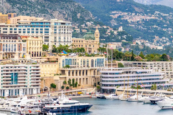 Stadt und Hafen von Monaco — Stockfoto
