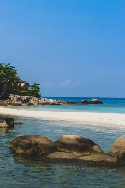 Vacía Playa Isla Nangyuan Tailandia Durante Mañana Temprano Cálido Brillante — Foto de Stock