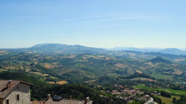 Landschap Uitzicht Stad Vanaf Vesting San Marino Heuvel Italië — Stockvideo