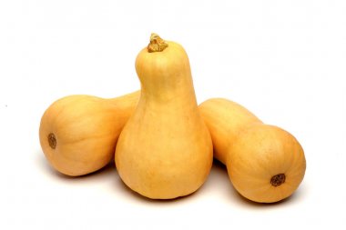 beyaz zemin üzerinde üç kabak