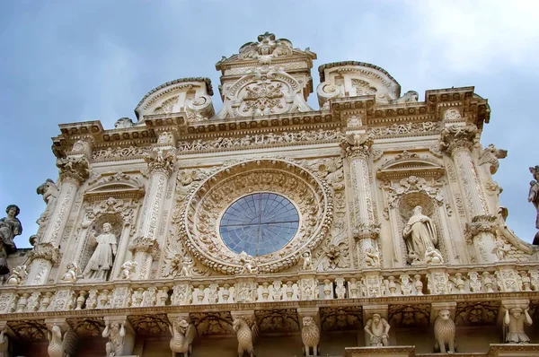 Basilica di Santa Croce, kilise Kutsal haç, Lecce, Apulia, İtalya