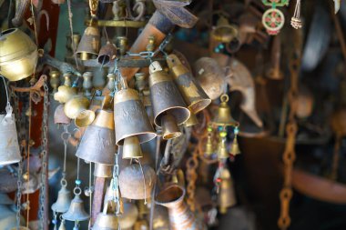 Ioannina 'nın tarihi merkezinde bir antikacı, Epirus.