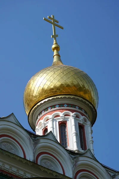 Shipka Memorial Church ou Shipka Monastery est une église orthodoxe bulgare — Photo