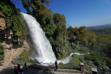 Edessa 'daki ünlü şelalelerin panoramik manzarası