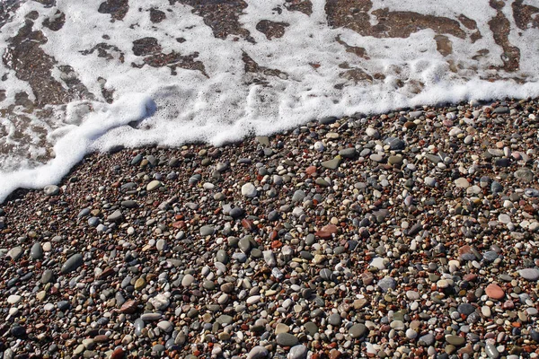 Detalhe da praia de Paleopoli feita de seixos — Fotografia de Stock