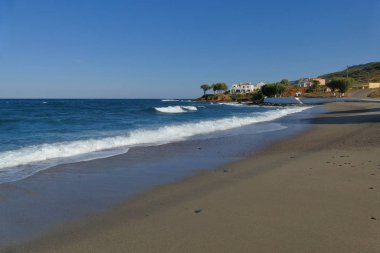 Agia Pelgia plajı Kythera adasının kuzeydoğusunda.