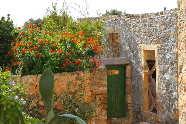 A view of the the city inside the mythical castle of Monemvasia — Stock Photo, Image