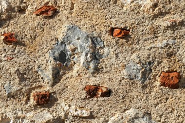 Monemvasia 'daki efsanevi şatonun içindeki şehir duvarlarının ayrıntıları...