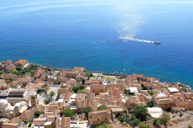 Güney Mora 'daki Monemvasia kalesinden panoramik manzara