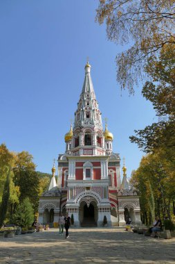 Shipka, Bulgaristan Ottobre 19 2020 İsa 'nın Doğumu Anıtı, daha çok Shipka Anıt Kilisesi veya Shipka Manastırı olarak bilinen Bulgar Ortodoks Kilisesi.