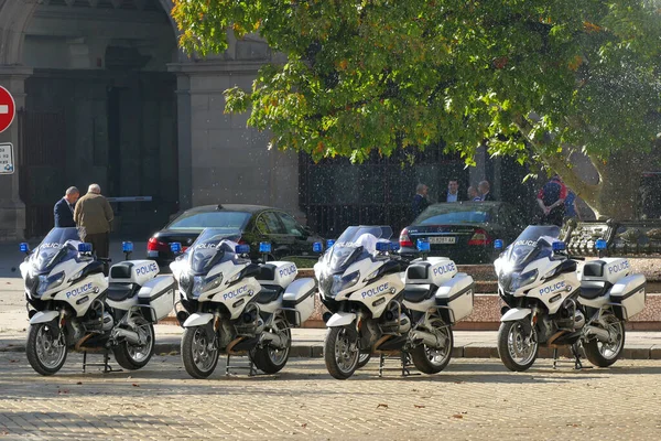 索菲亚 2019年10月25日 市警察摩托车停放在历史城区中心 — 图库照片