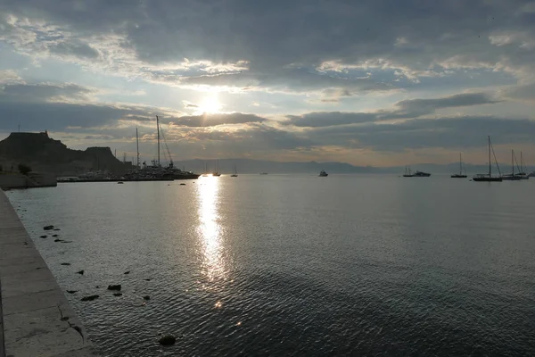 그리스 코르푸 2019 베니테스 항구에 아름다운 돛단배 — 스톡 사진
