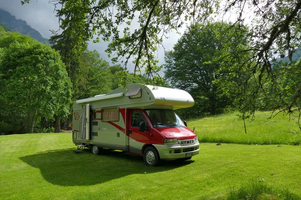 Bulgaria Junio 2019 Camper Meadow Pirin National Park Bulgaria — Foto de Stock