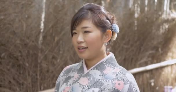 Belle Jeune Femme Japonaise Dans Forêt Bambous Kyoto — Video