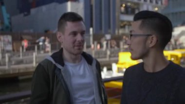 Popüler hareketli Japon şehir merkezi keşfetmek turist.