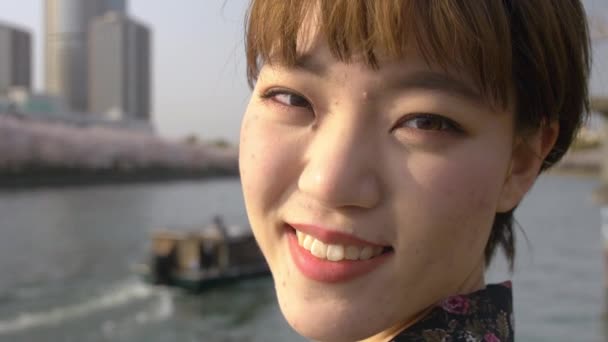 Крупним Планом Молодих Японські Жінки Позують Велика Річка — стокове відео