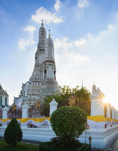 Vista Noite Wat Arun Tem Sol Dourado Que Flui Para — Fotografia de Stock