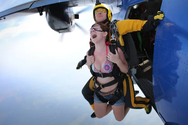 Paracadutismo Tandem Sta Saltando Aereo — Foto Stock