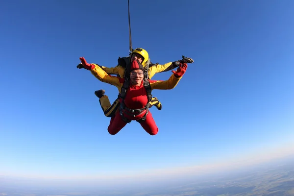 Skydiving Passageiro Instrutor Estão Voando Juntos Céu — Fotografia de Stock