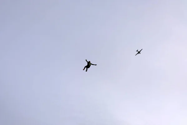 Paracaidismo Paracaidista Está Volando Cielo — Foto de Stock