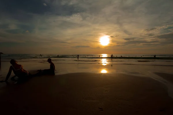 Sunset on the beach — Stock Photo, Image