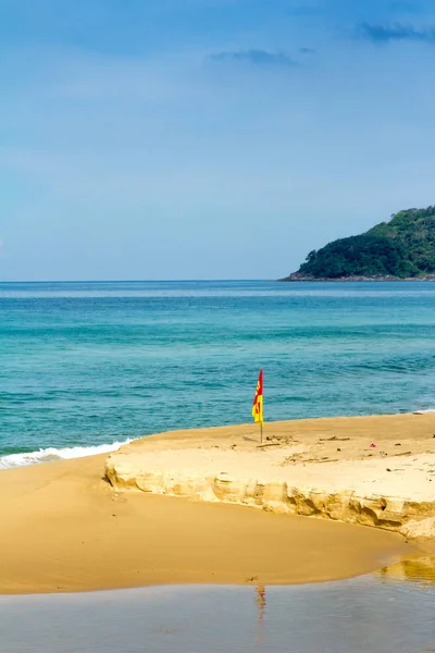 Paesaggio sulla spiaggia a Phuket — Foto Stock