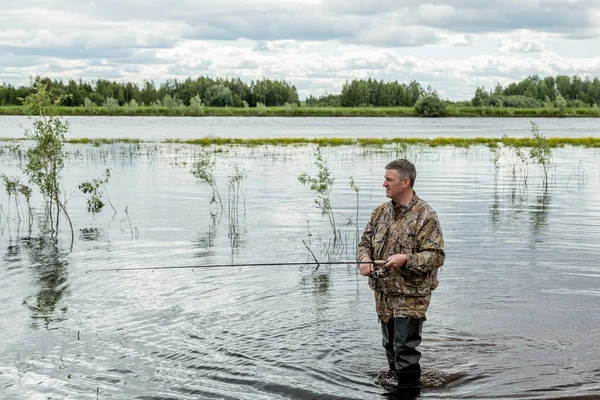 nehir üzerinde iplik