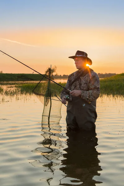 nehir üzerinde iplik